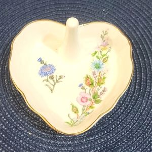 Aynsley Wild Tudor Ring holder/Jewellery dish, floral, heart shaped